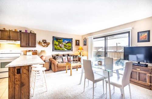 Dillon Apartment | Dillon Valley East #301Q