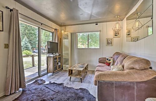 Grand Lake House | Direct Beach Access: Grand Lake Cabin w/Deck!