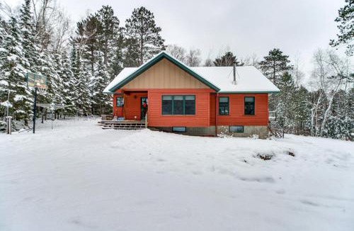 Forbes House | Dock & Foosball: Esquagama Lake Family Cabin