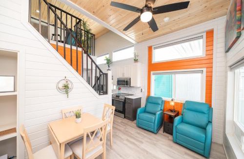 Parker Strip House | Dock Holiday, River Views at Roadrunner Resort