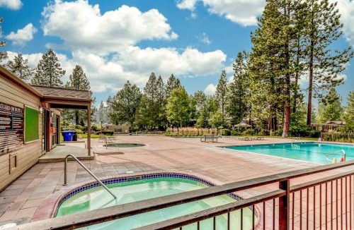 Bend House | Dog-friendly second floor condo with pool & hot tub access & wood fireplace