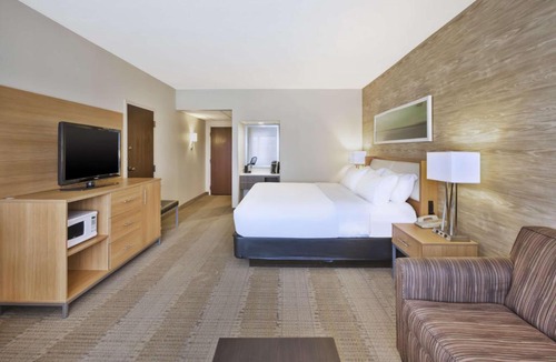 Historic Rapid City Hotel | DoubleTree by Hilton Rapid City Downtown Convention Center