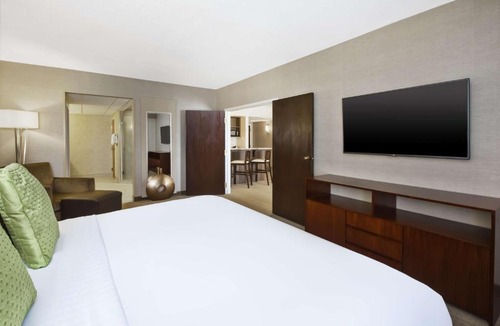 Historic Rapid City Hotel | DoubleTree by Hilton Rapid City Downtown Convention Center