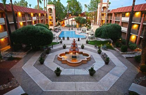 Tucson Hotel | DoubleTree Suites by Hilton Tucson Airport