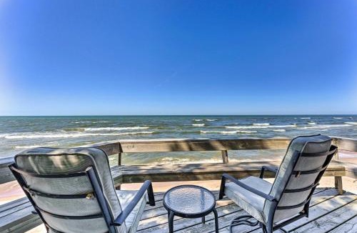Douglas House | Douglas 'Whispering Winds' Cottage w/Beach!