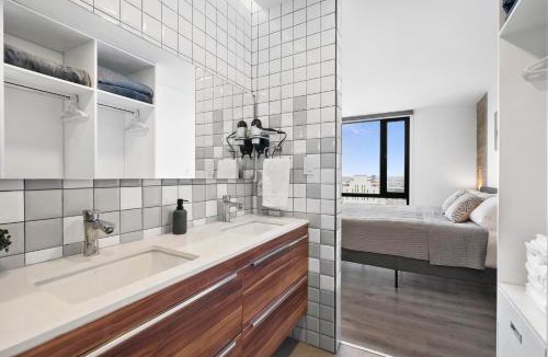Avenida Revolucion Apartment | Downtown Apartment with Balcony City View, Gym & Lounge