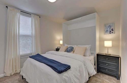 Central Colorado Springs House | Downtown - Colorado Cool - Relaxing and Quiet