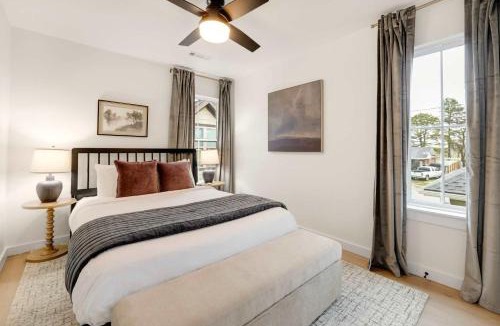Rogers House | Downtown Luxe-Easy half a mi walk to DT New-Modern