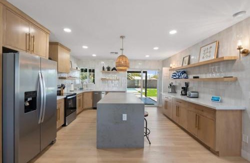 Camelback East House | Downtown Phoenix Pool Pickleball Mini Putt Home AZ