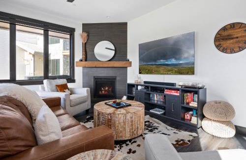 Fraser House | Downtown WP Condo F104 I Private Hot Tub I Great Views I Activity Program