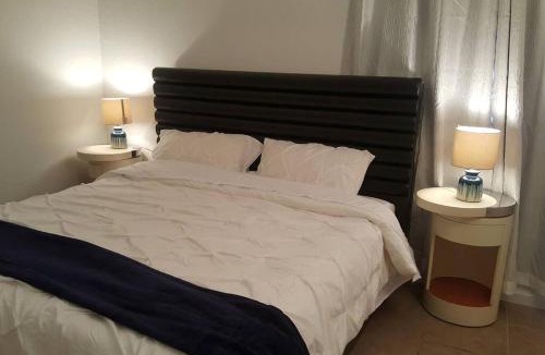 Las Vegas Apartment | Dream King Bed-2BD-12 min to Strip