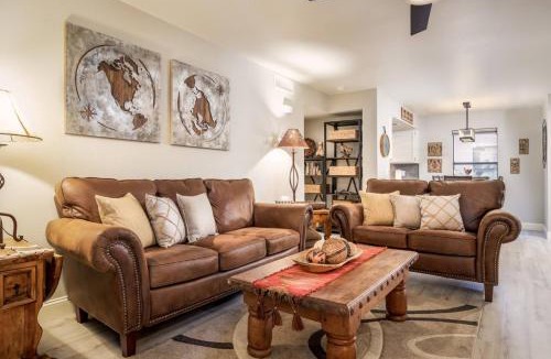 Oak Creek House | DreamWest Sedona Getaway - 3 Bdrm 2 Ba - Sleeps 6