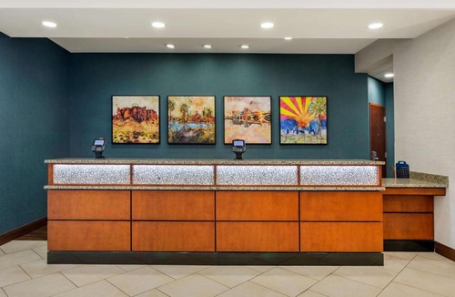 Tempe Hotel | Drury Plaza Hotel Phoenix Tempe