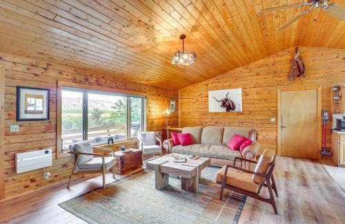 Dubois House | Dubois Riverfront Lodge w/On-Site Fishing & Views
