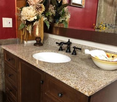 Orchard District Hotel | Dunes Motel - Bend