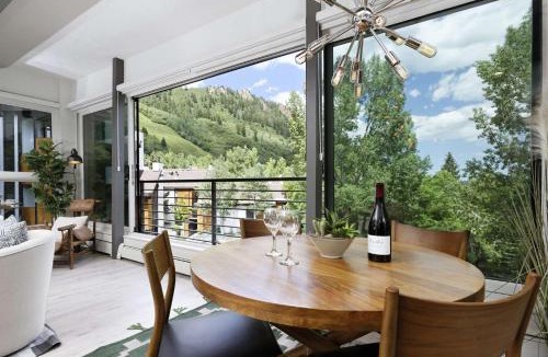 Aspen House | Durant 6D