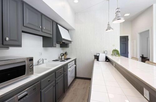 Aspen House | Durant 6D
