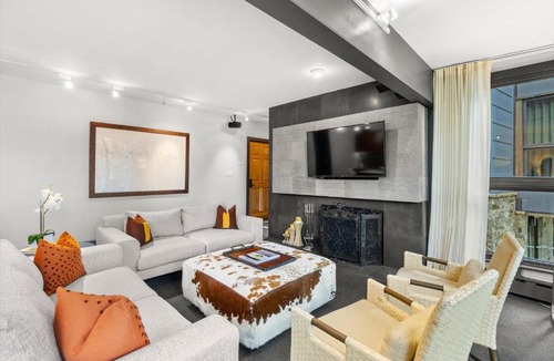 Aspen House | Durant Unit C2, Condo with Designer Finishes, Great Views & Location