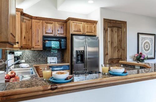 Edwards House | E1 Village Townhouse
