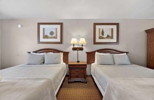 Manitou Springs House | Eagle Motel Suite 117