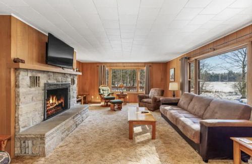 Eagle River House | Eagle Villa At Otter Cove