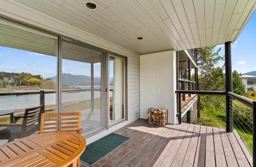 Dillon Apartment | East Bay Condos #111