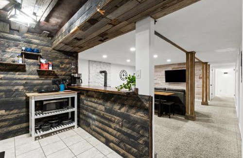 Farmington Apartment | East Farmington Hideaway - Family Friendly Home