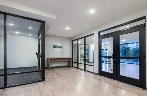 Aurora Hotel | ECHO Suites Extended Stay by Wyndham Aurora Denver