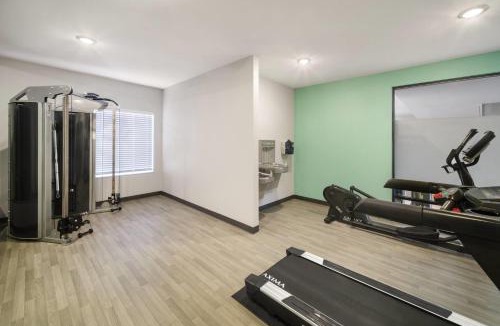 Bozeman Hotel | ECHO Suites Extended Stay by Wyndham Bozeman