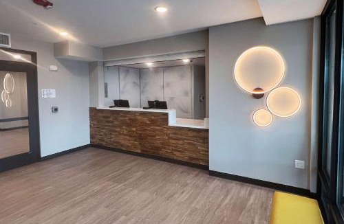 West Newton Hotel | ECHO Suites Extended Stay by Wyndham Indianapolis AmeriPlex
