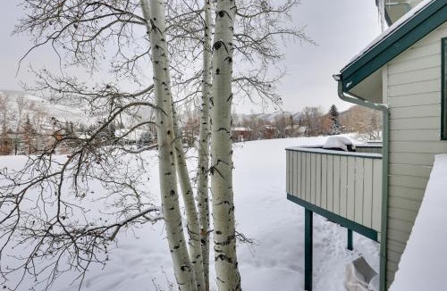 Eagle-Vail House | Eclectic Eagle-Vail Condo: 2 Miles to Beaver Creek
