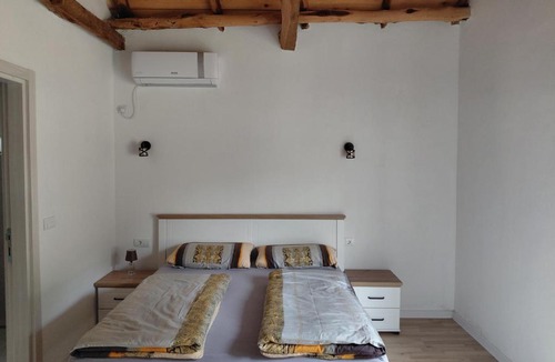 Karuc Apartment | Eco-Apartment Ostros Skutarisee