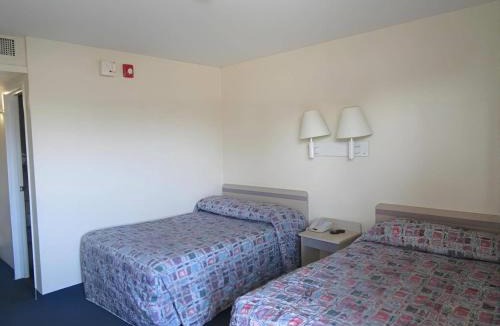 Yuma Hotel | Econo Lodge Inn & Suites Yuma