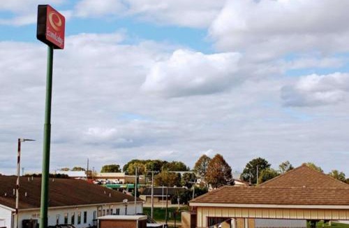 Maquoketa Cabin | Econo Lodge Maquoketa