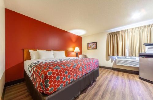 Sioux Center Cabin | Econo Lodge Sioux Center
