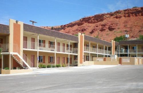 St. George Hotel | Economy Inn & Suites