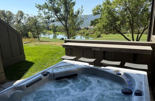 Eden House | Eden Escape Pt103 Hot Tub Ski & Snowboard Base