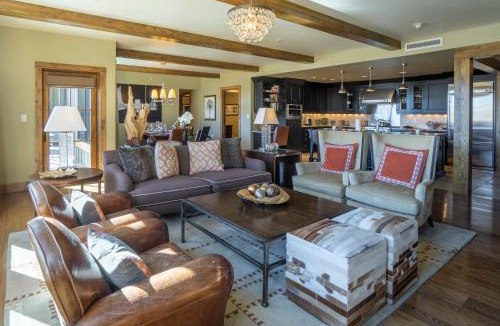 Steamboat Springs Apartment | Edgemont 2704 - Luxury Condo, Gondola Views, True Ski-in Ski-out Access & Winter Shuttle!