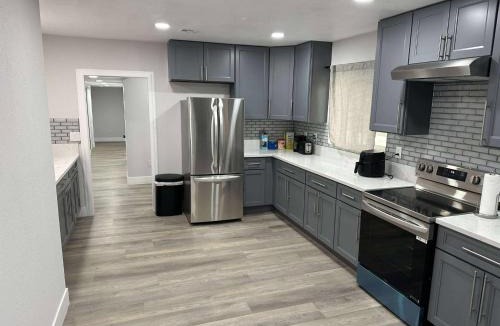 Las Vegas House | EE7 Zen Village Home