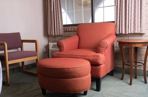 Baker City House | El Dorado Inn - King Room