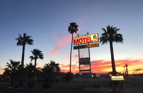 Twentynine Palms Hotel | El Rancho Dolores at JT National Park
