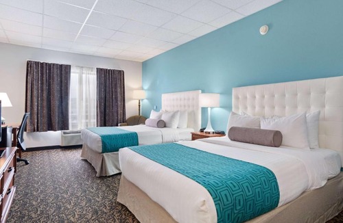 Historic Rapid City Hotel | Elevation Inn & Suites, Trademark Collection by Wyndham Downtown Rapid City- Walking Distance To The Monument
