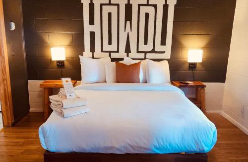 Thermopolis Hotel | Elk Antler Inn