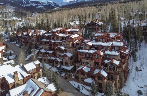 Mountain Village Apartment | Elkstone Retreat by Exceptional Stays