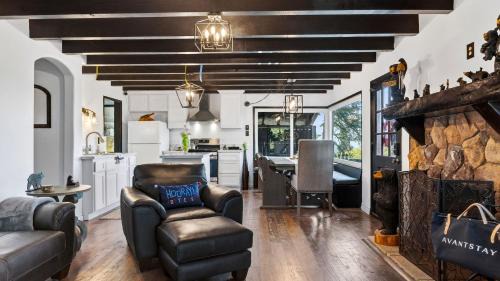 Cedar Glen House | Emerald Overlook by AvantStay