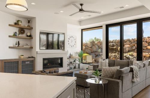 Ivins House | Enchanting Encanto #1 home
