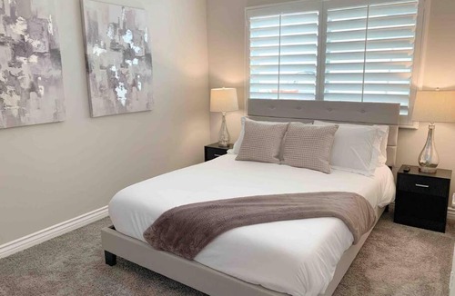 Encinitas House | Encinitas Gem - Walk to Downtown & Beaches, Hot Tub