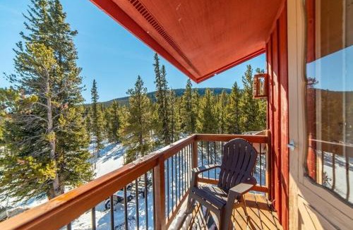 Alma House | Enjoy the Creek Surrounded by High Mountain Peaks - Creekside Mountain Cabin