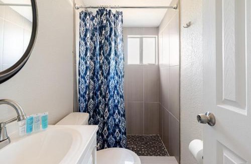 Garfield House | Entire Home, 7 Minutes from Phoenix Airport
