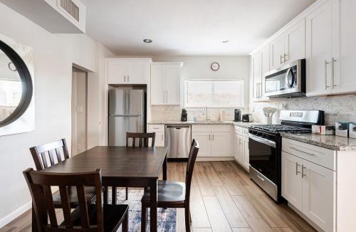 Garfield House | Entire Home, 7 Minutes from Phoenix Airport